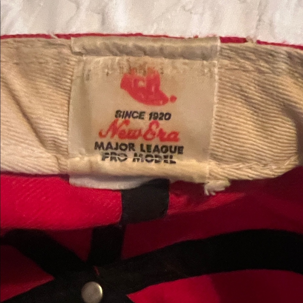 Vintage Cincinnati Reds hat - Picture 2 of 3